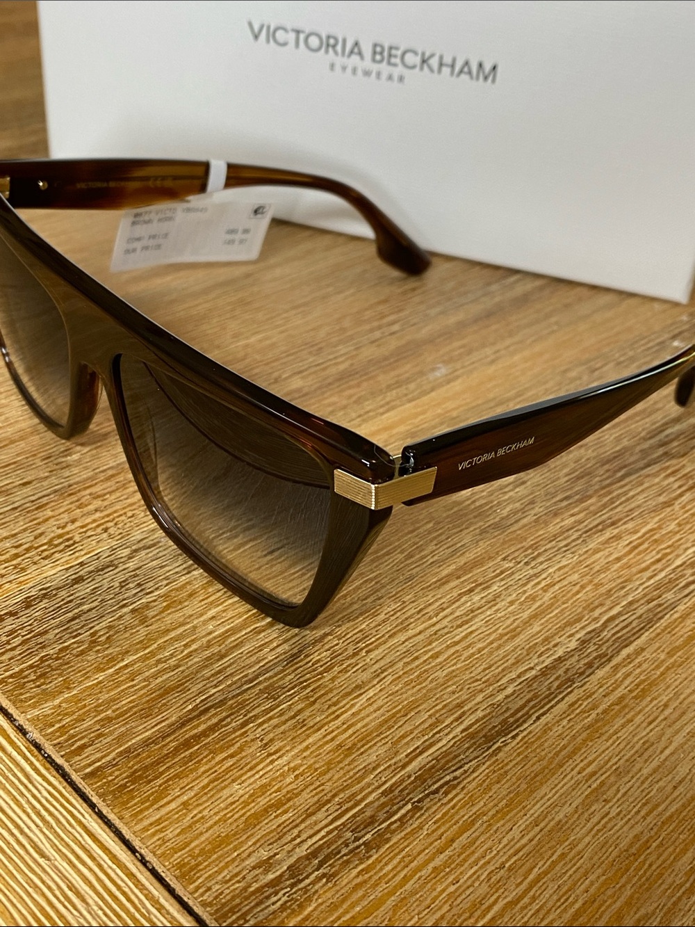 NWT Victoria Beckham Brown Gradient Square Sunglasses with Gold Accents - Picture 2 of 5